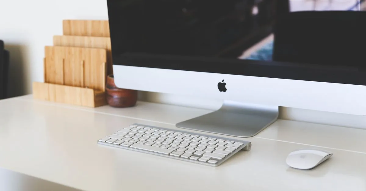 découvrez le design minimaliste, une approche esthétique qui privilégie la simplicité, l'élégance et la fonctionnalité pour un espace épuré et harmonieux.